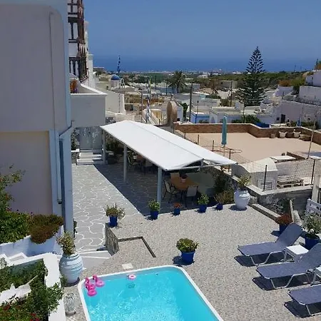 Pavlina 4* Karterados (Santorini)