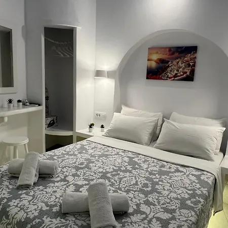 Pavlina Πανσιόν