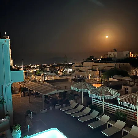Pavlina Karterados (Santorini)