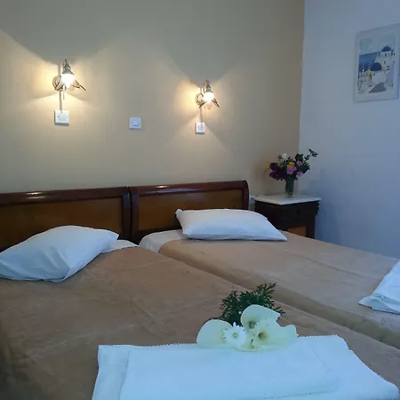 Pavlina Πανσιόν