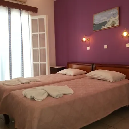 Pavlina Πανσιόν