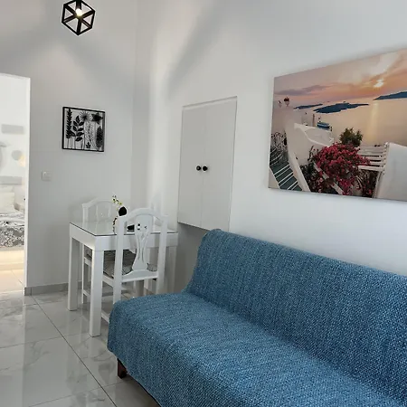 Pavlina Santorini Island