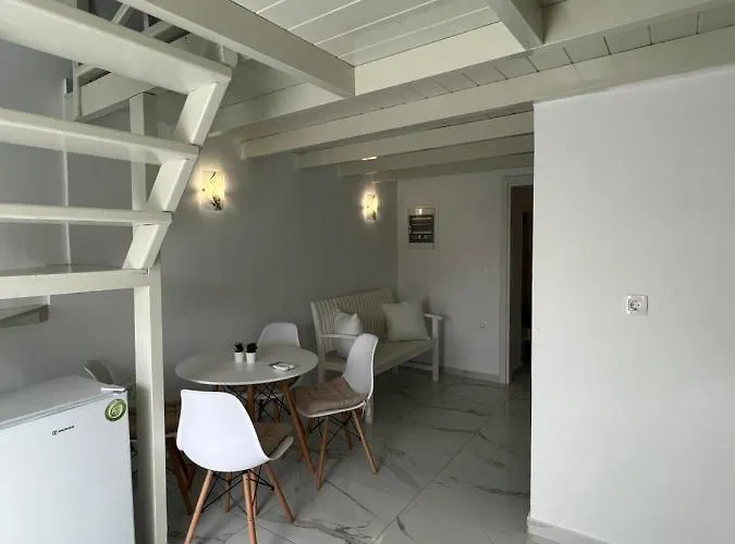 Pavlina Gasthuis Karterados (Santorini)