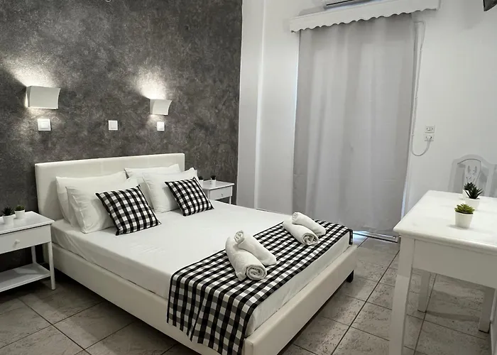 Pavlina Gasthuis Karterados (Santorini)