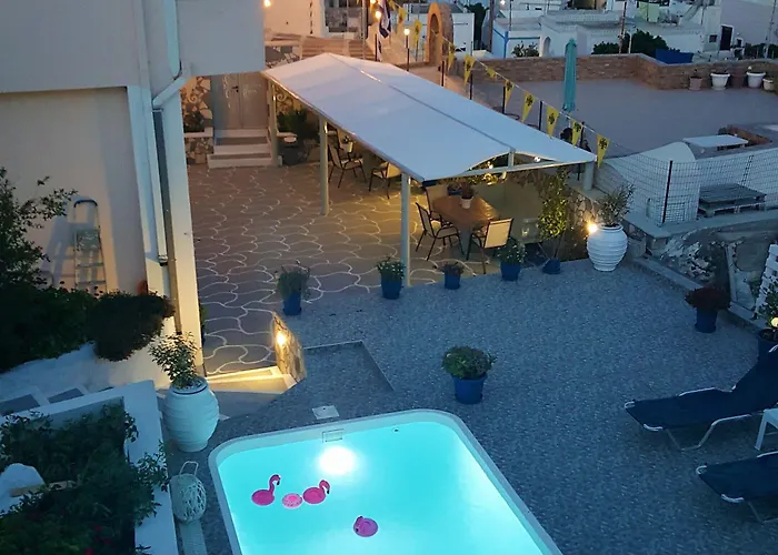 Pavlina 4* Karterados (Santorini)