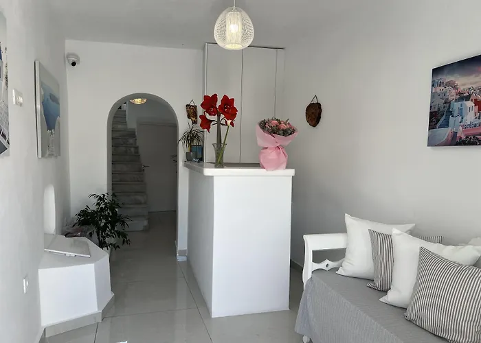 Pavlina Gasthuis Karterados (Santorini)