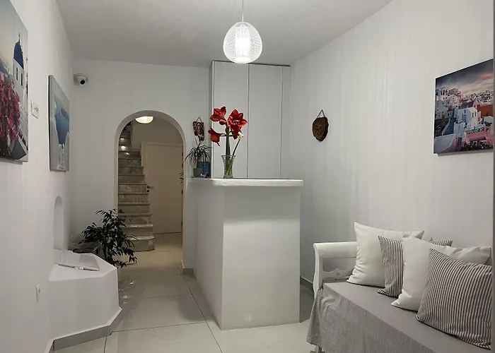 Pavlina 4* Karterados (Santorini)