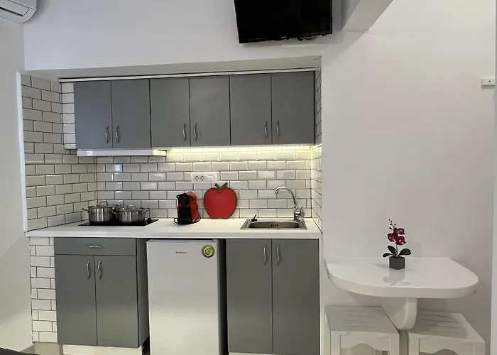 Gasthuis Pavlina Karterados (Santorini)